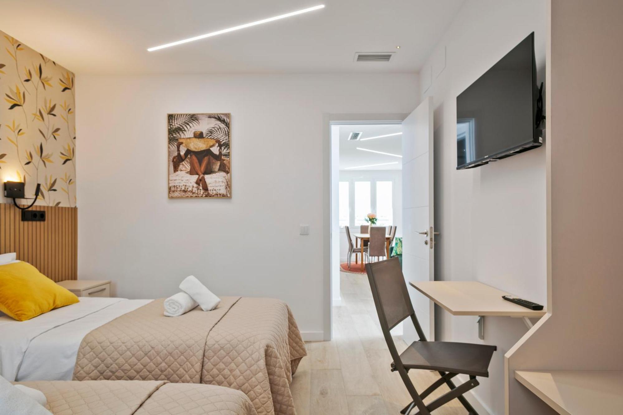 Boutique Plaza Catalonia Suites Cornella Cornella de Llobregat Exterior photo